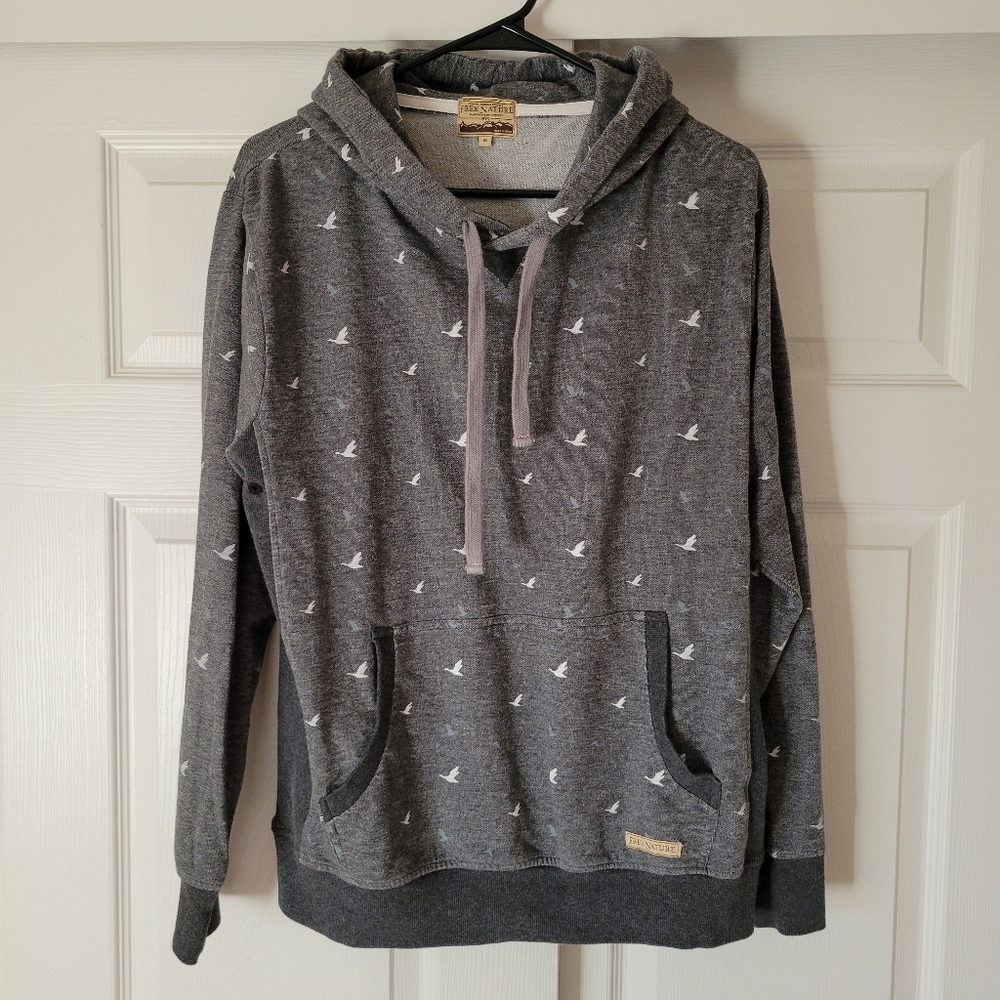 Free Nature Gray Birds Hoodie/Sweater Sz M